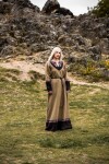Damen Wikinger Kleid "Idun" mit Stickerei Sand S