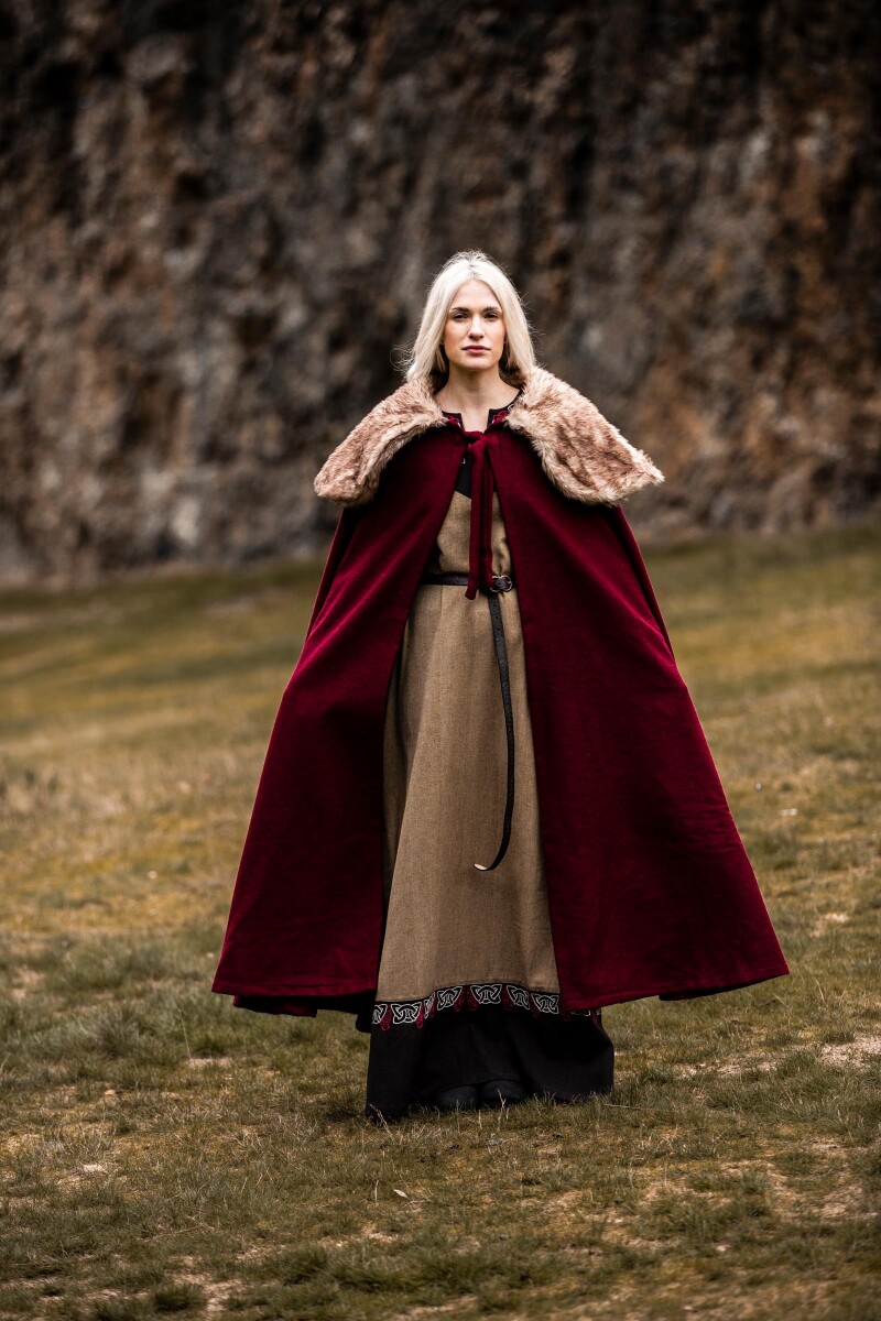 Wikinger Umhang "Janne" mit Kunstfell Rot