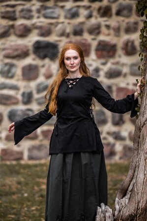 Laced top "Lea" with hood
