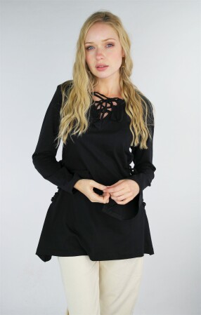 Laced top "Lea" with hood