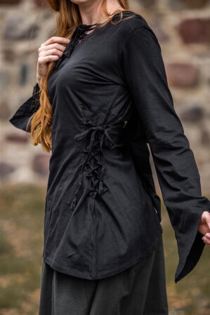 Laced top "Lea" with hood