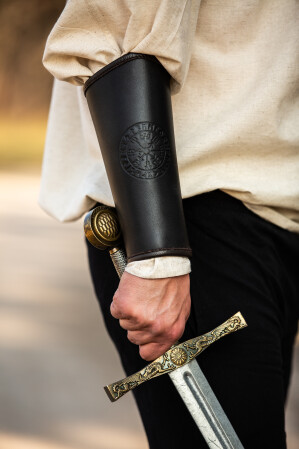 1252 Lederarmschiene "Ottar" mit Vegvisir-Prägung