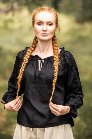 Blusa medieval con encaje "Bettina"