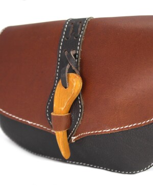 Wikinger Gürteltasche "Adalar" mit Holzverschluss