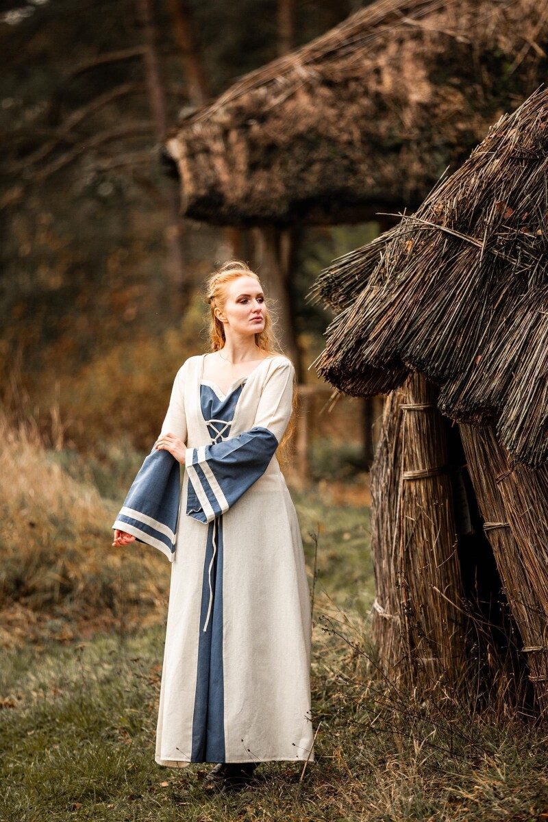 Mittelalter Kleid Dorothea box
