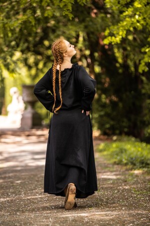 Bodenlanges Langarmkleid "Mechthild"