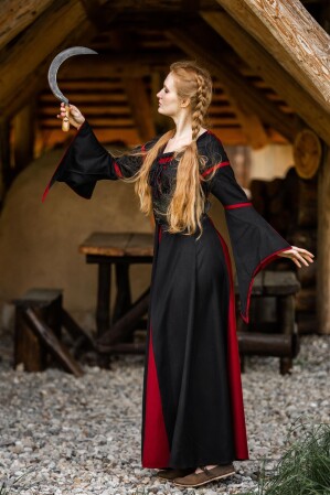 Vestido de viscosa con mangas de trompeta "Berblin"