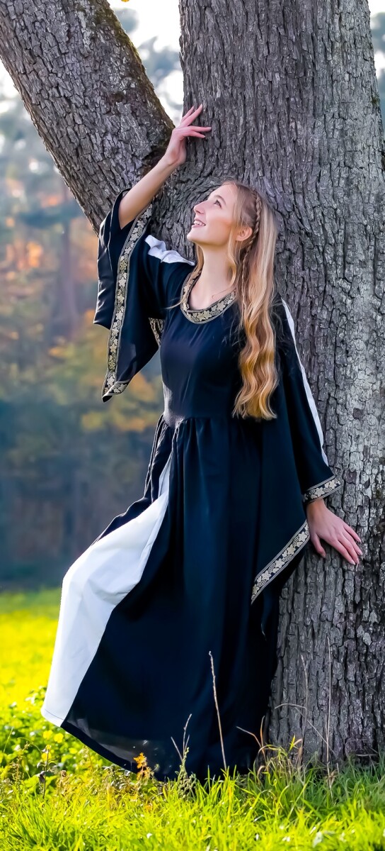 Edles Viskosekleid "Ivette" box