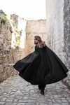 Mantello in lana con fibbia in lupo "Tjark"