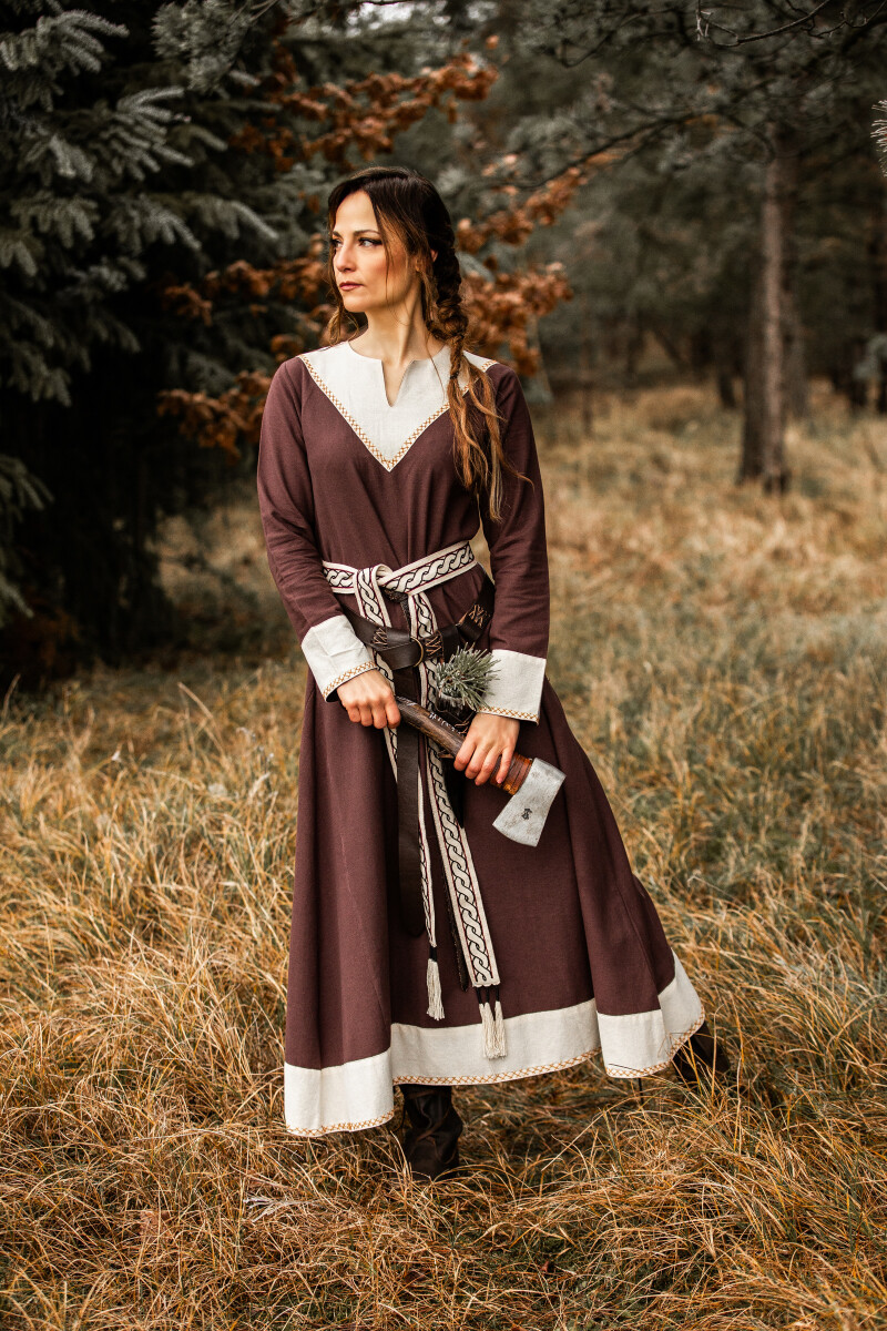Wikinger Kleid Jorunn box