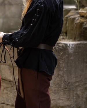 Camicia medievale allacciata con occhielli "Adrian" Nero L