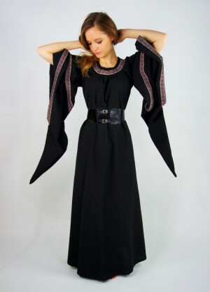Robe à manches trompette "Ida