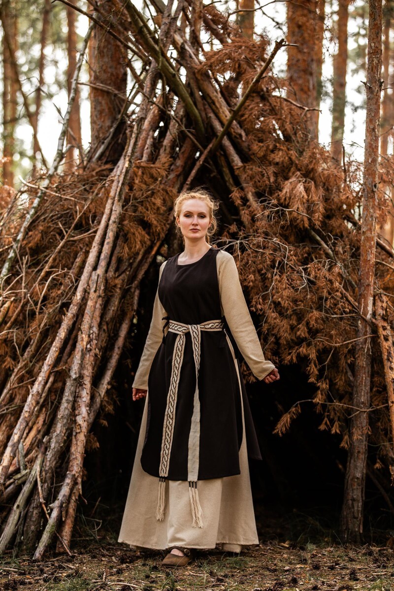 Medieval dress "Magdalena" Brown XXL