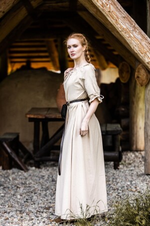 Robe à manches courtes "Melisande" Chanvre L