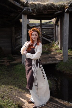 Viking overdress "Aleiga" Marrone S/M