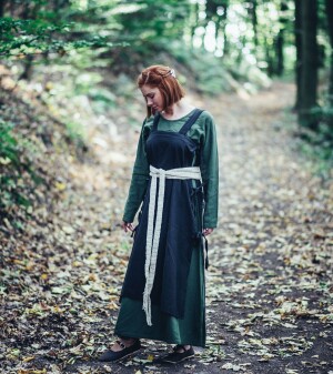 Overdress "Hildegard" Black XXL