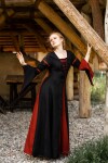 Viskosekleid mit Trompetenärmeln "Berblin" Schwarz/Rot XS