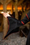 Viskosekleid mit Trompetenärmeln "Berblin" Schwarz/Rot XS