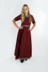 Noble robe à manches courtes avec bordure "Ennlin" Rouge M