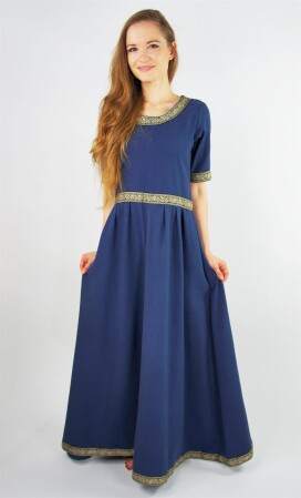 Noble robe à manches courtes avec bordure "Ennlin" Bleu M