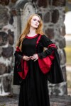 4905 Kapuzenkleid aus Viskose "Isolde"