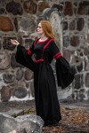 4905 Robe à capuche en viscose "Isolde