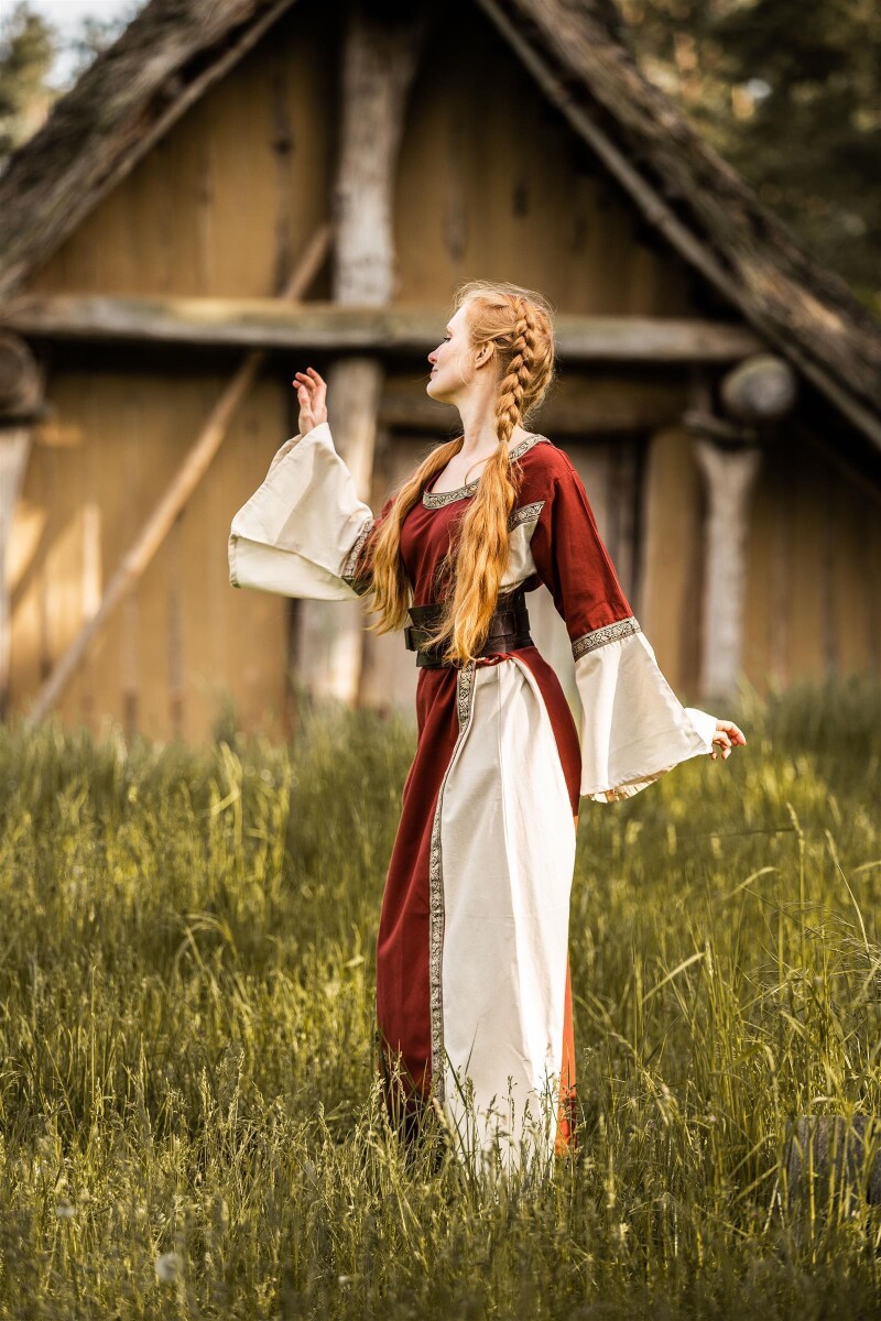 Robe médiévale en coton "Angie" Roug