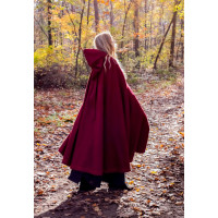 cape with embroidery and brooch "Gesa" Red