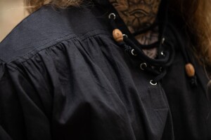 Camisa pirata "Claude" con puños de encaje Negro S