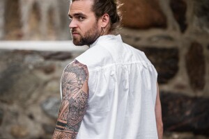 Sleeveless stand-up collar lace-up shirt "Louis" White XL