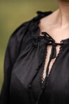 Blouse médiévale avec dentelle "Bettina" Noir S