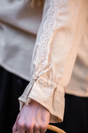 Medieval blouse with lace "Bettina" Hemp XL