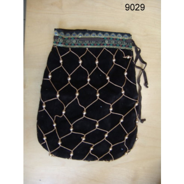9029 noble velvet pouch with decoration, Dark brown