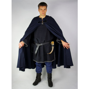 Hoodless wool cape with clasp "Dylan"