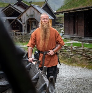 Wikinger-Kurzarmtunika "Olaf" Ziegelrot M