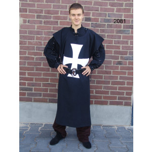 Tunic of the Knights Templar Black and White