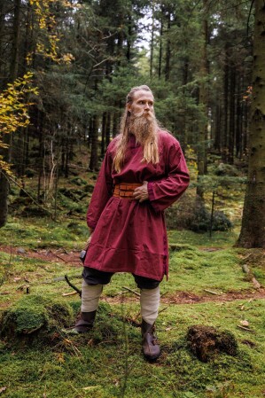 Tunic with border "Halvor" Red S