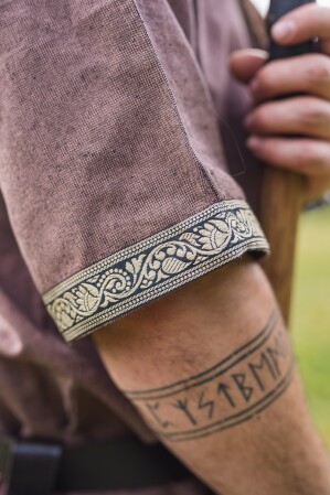 Short sleeve tunic with border "Richard" Chestnut S