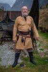 Túnica vikinga con bordado "Erwin" Marrón miel S