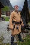 Túnica vikinga con bordado "Erwin" Marrón miel S