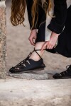 Bundschuhe aus Nubukleder- Schwarz 46