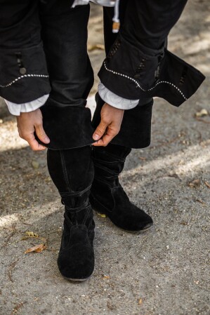Piratenstiefel aus Wildleder "Geoffrey" Schwarz 39