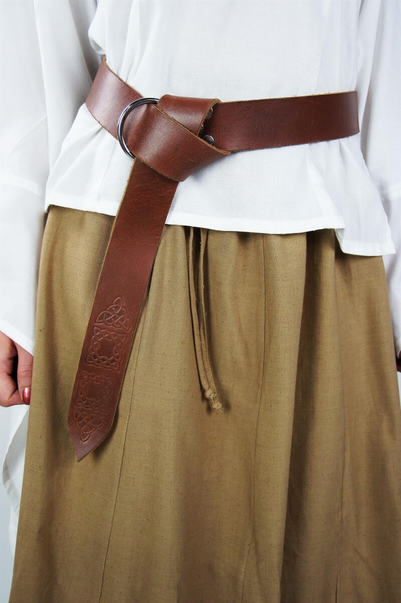 Ringgürtel aus Leder mit keltischem Muster Braun 150 cm