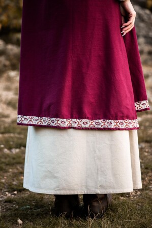 Überkleid "Halla"- handgestickte Bordüre Rot S/M