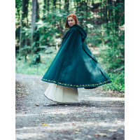 Wool cape "Ásidís" with hand embroidery green