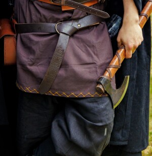 Ceinture à anneaux en cuir à motif celtique Marron foncé 150 cm