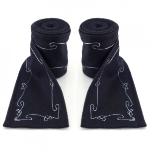 Wool calf wrap with embroidery "Hannes" Black