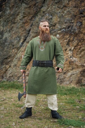Tunique viking "Freki" avec broderie à la main Vert olive S