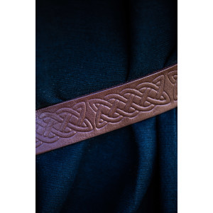 Leather ring belt with continuous Celtic embossing Brown