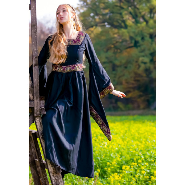 Vestidos medievales | Mujer | LEONARDO CARBONE, Página 2